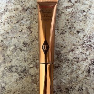 🎉SOLD🎉 Charlotte Tilbury Wand